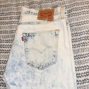 Bleached 501 Levi Jeans